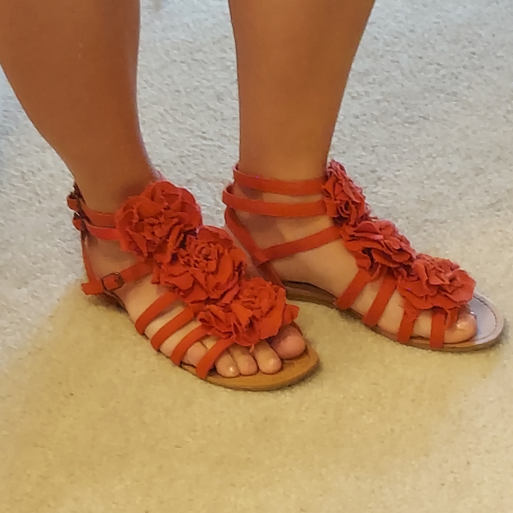 Flower sandals